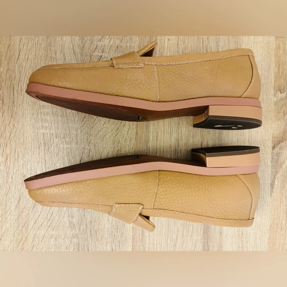 Vionic leather Square toe loafers Shoes Size 6.5
